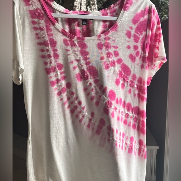 INC International Concepts Pink & white tie-dyed T-shirt with sequins | L - Picture 3 of 6